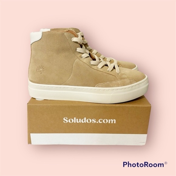 SOLUDOS IBIZA HIGH TOP SNEAKER SAND 7.5 NEW IN BOX - Picture 1 of 8